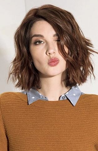 20 Stylish Blunt Haircut Ideas for 2025 - The Trend Spotter