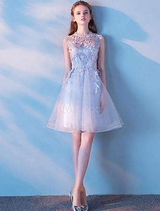 Short Homecoming Dresses Light Grey Sleeveless Lace Applique Prom Dresses Round Neck A Line Tulle Formal Party Dresses