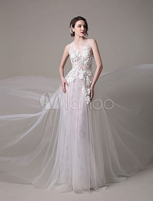 Sexy Wedding Dress In Lace And Tulle With Sheer Illusion Tulle Bodice 3d Floral Applique Milanoo