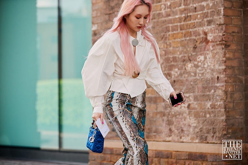 London Fashion Week Spring Summer 2019 Street Style (20 Of 59)