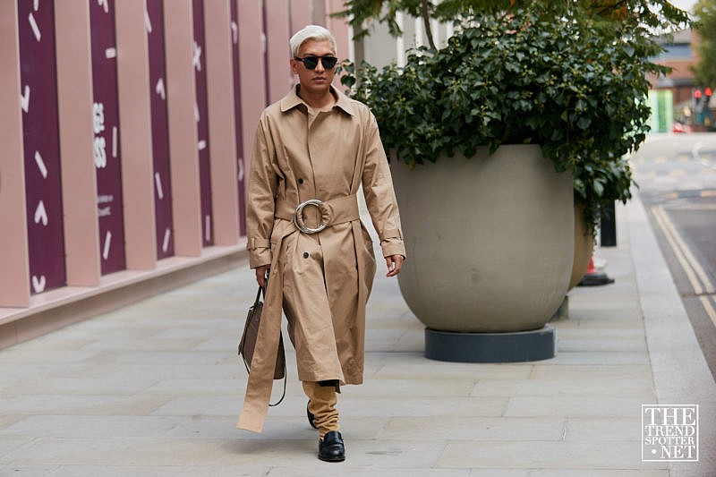 London Fashion Week Spring Summer 2019 Street Style (25 Of 59)