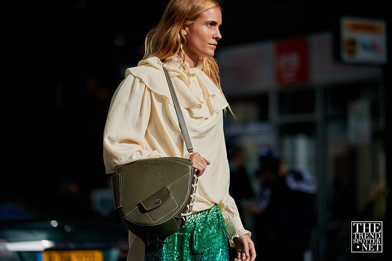 London Fashion Week Spring Summer 2019 Street Style (32 Of 59)