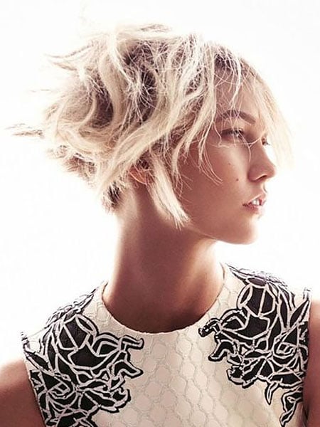 15 Attractive Short Wavy Hairstyles For Women In 2020 The Trend Spotter
