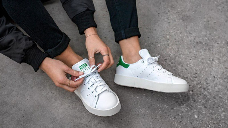 stan smith wide feet