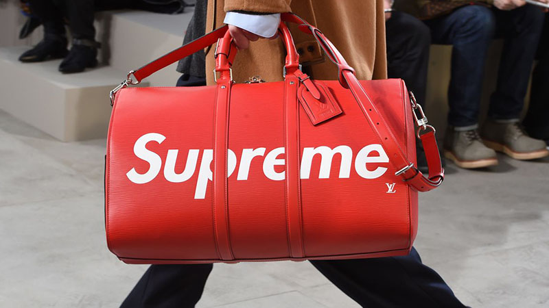 supreme man bag fake