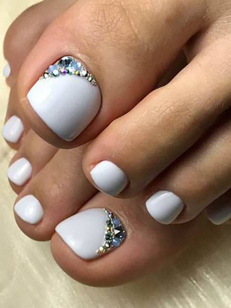 20 Trending Winter Nail Colors Design Ideas For 2019 Thetrendspotter