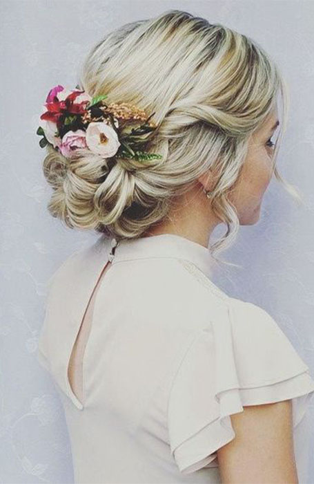 20 Stunning Updos For Short Hair The Trend Spotter