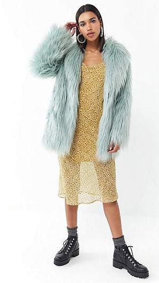 URBAN OUTFITTERS Jakke Heather Mongolian Faux Fur Coat