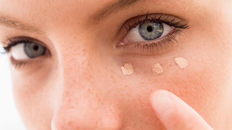 Concealer Under Eyes