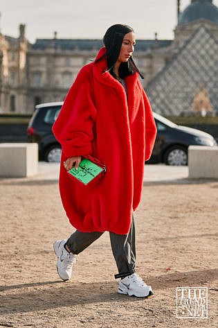 Paris Men's Fashion Week Aw 2019 Street Style Women 15