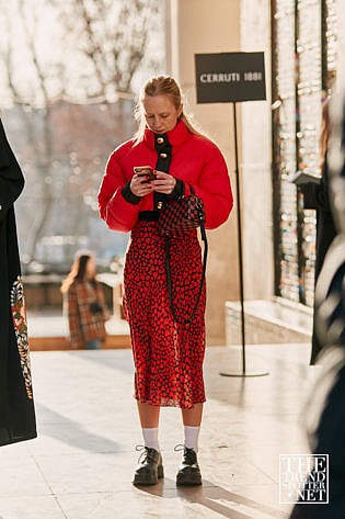 Paris Men's Fashion Week Aw 2019 Street Style Women 43