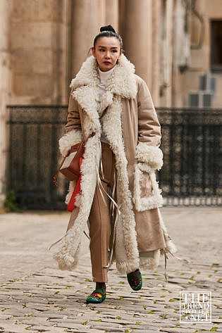 Paris Men's Fashion Week Aw 2019 Street Style Women 55