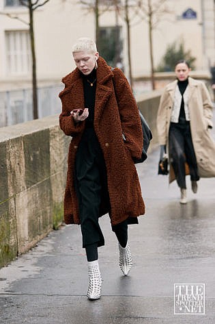 Paris Men's Fashion Week Aw 2019 Street Style Women 58