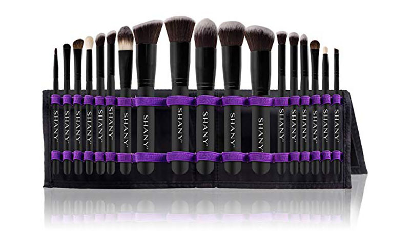 Shany Artisan's Easel 18 Piece Cosmetics Collection