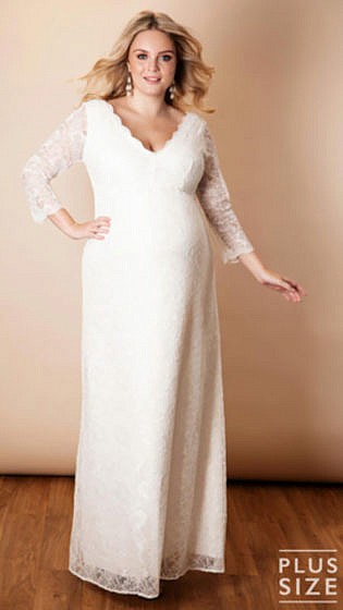 Chloe Lace Gown Plus Ivory Xpchlgil