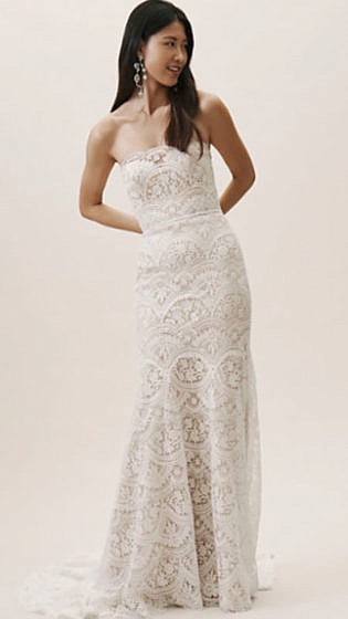 casual lace wedding dress