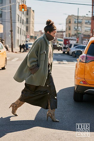 New York Fashion Week Aw Street Style Women 115