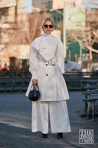 New York Fashion Week Aw Street Style Women 125