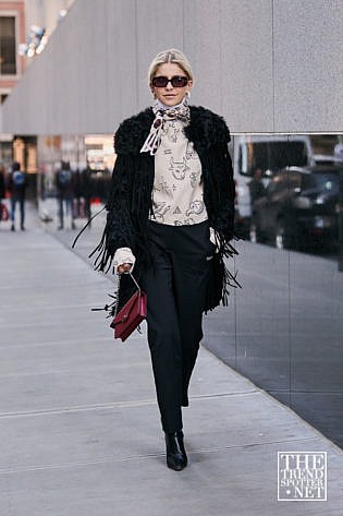 New York Fashion Week Aw Street Style Women 135