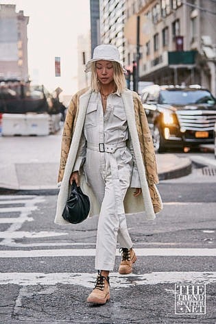 New York Fashion Week Aw Street Style Women 137