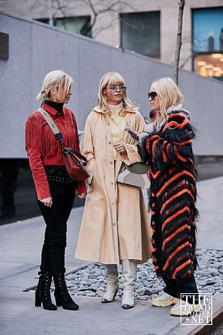 New York Fashion Week Aw Street Style Women 141