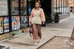 New York Fashion Week Aw Street Style Women 15