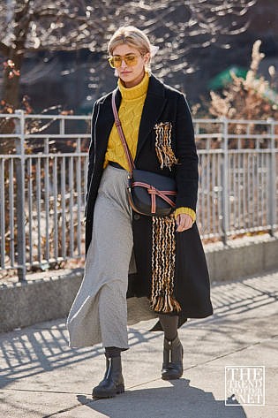 New York Fashion Week Aw Street Style Women 160