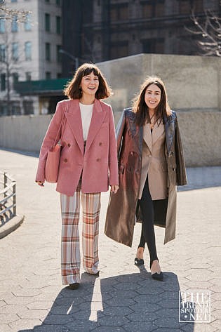 New York Fashion Week Aw Street Style Women 162