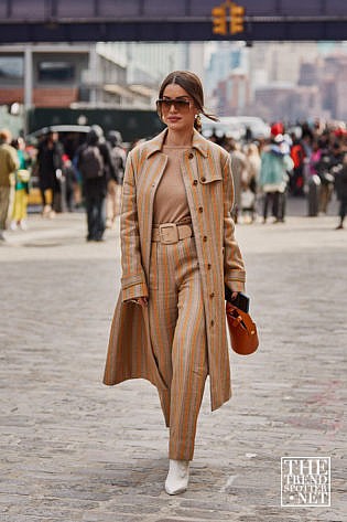 New York Fashion Week Aw Street Style Women 183