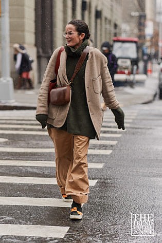 New York Fashion Week Aw Street Style Women 211