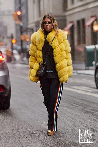 New York Fashion Week Aw Street Style Women 212