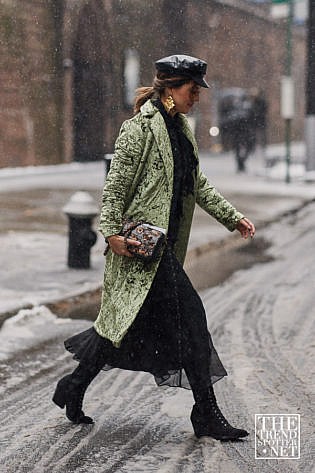 New York Fashion Week Aw Street Style Women 213