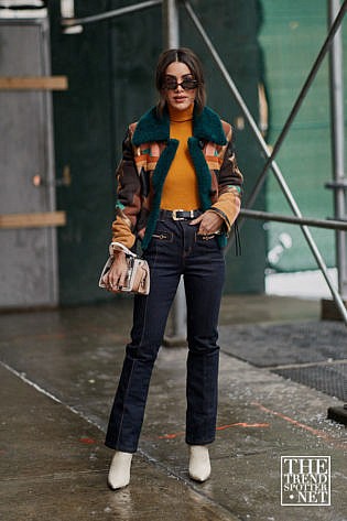 New York Fashion Week Aw Street Style Women 217