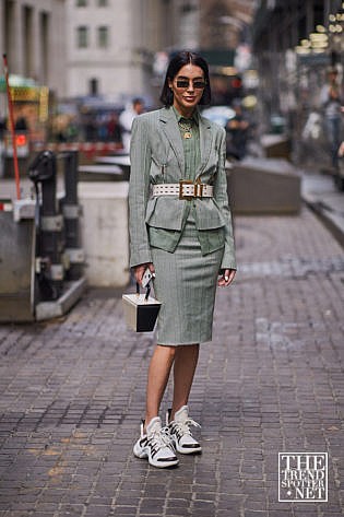 New York Fashion Week Aw Street Style Women 232