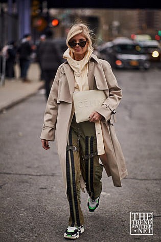 New York Fashion Week Aw Street Style Women 242