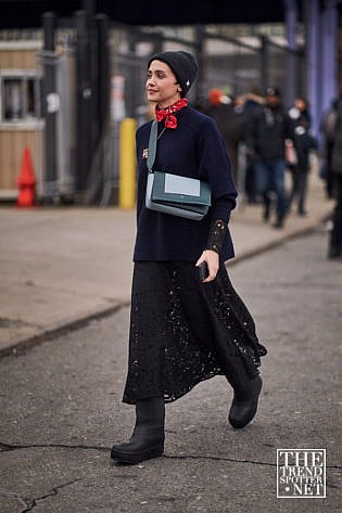 New York Fashion Week Aw Street Style Women 243