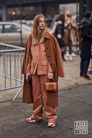 New York Fashion Week Aw Street Style Women 249