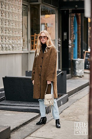 New York Fashion Week Aw Street Style Women 29