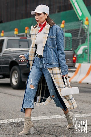 New York Fashion Week Aw Street Style Women 42