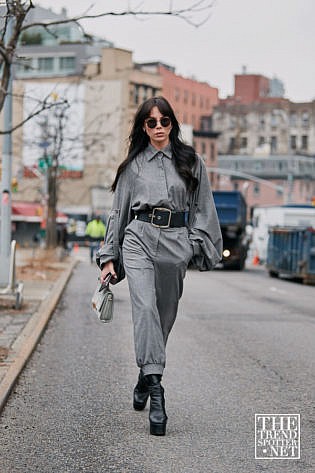 New York Fashion Week Aw Street Style Women 46