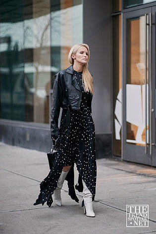 New York Fashion Week Aw Street Style Women 52