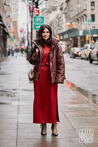 New York Fashion Week Aw Street Style Women 57