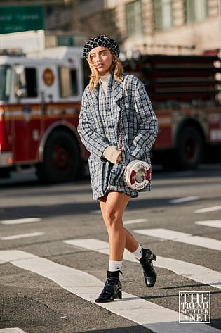 New York Fashion Week Aw Street Style Women 92