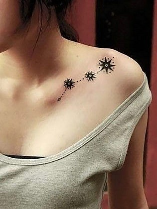 50 Best Chest Tattoos for Women in 2025 - The Trend Spotter