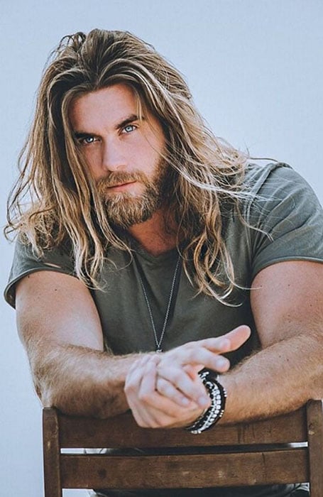 15 Guys With Long Hair That Look Awesome - The Trend Spotter