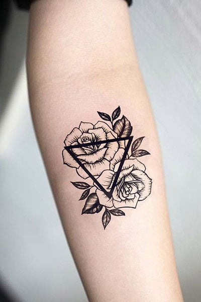 Fineline rose by Iti sitapurk at pravda tattoo Toronto ON  rtattoos