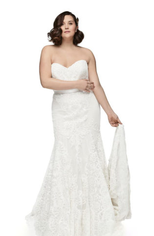 Alice Embroidered Strapless Trumpet Gown