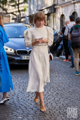 Haute Couture Fashion Week Autumn Winter 2019 Street Style 156