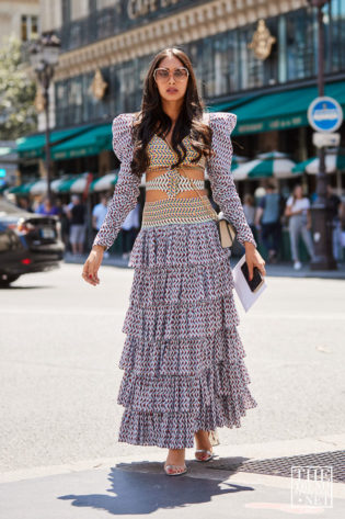 Haute Couture Fashion Week Autumn Winter 2019 Street Style 84