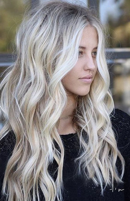 9 Trendy Hairstyles for Long Blonde Hair Female 2023